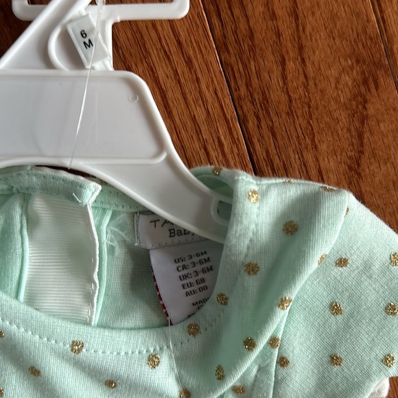 Mint green and Gold polka dot Tahari baby two piece - Picture 5 of 5